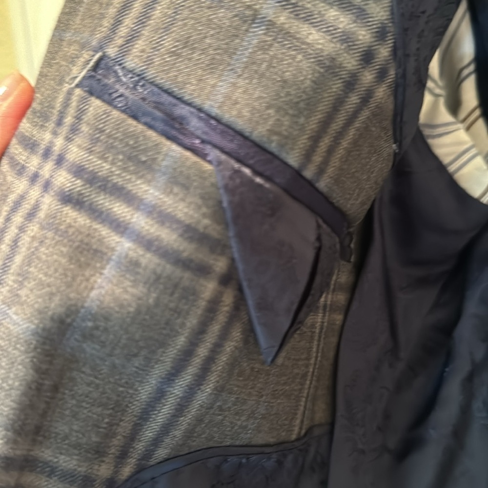 NWOT Mens beautiful sports coat by Jos A Bank. Size 35 short. Brown/blue/tan - Picture 7 of 14